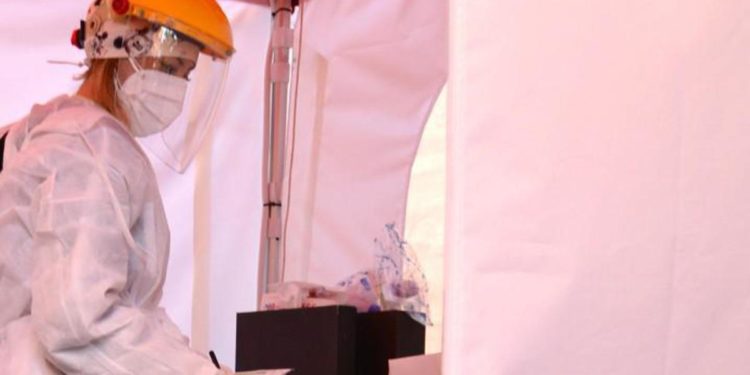 Covid oggi Lazio, 714 contagi: 393 casi a Roma