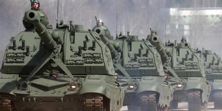 Ucraina, Financial Times: “Per 007 Kiev massiccia offensiva Russia entro 10 giorni”