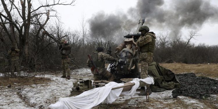 Ucraina, Borrell: “Per ottenere la pace bisogna vincere la guerra”