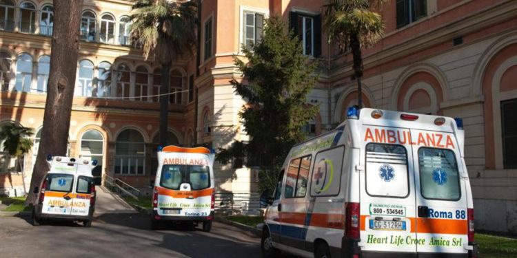 Roma, morto il militare aggredito a Centocelle