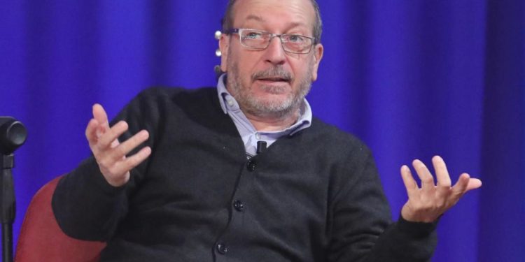 Costanzo, Vergassola: “Mi ha miracolato, da operaio al successo”