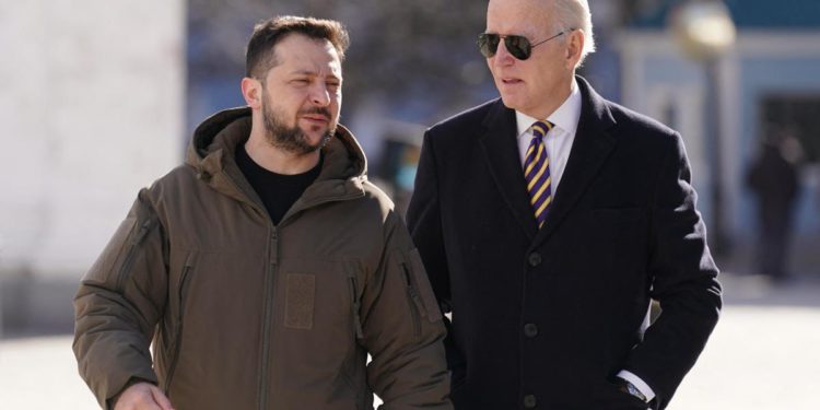 Ucraina, Biden esclude invio F-16: “Per ora Zelensky non ne ha bisogno”