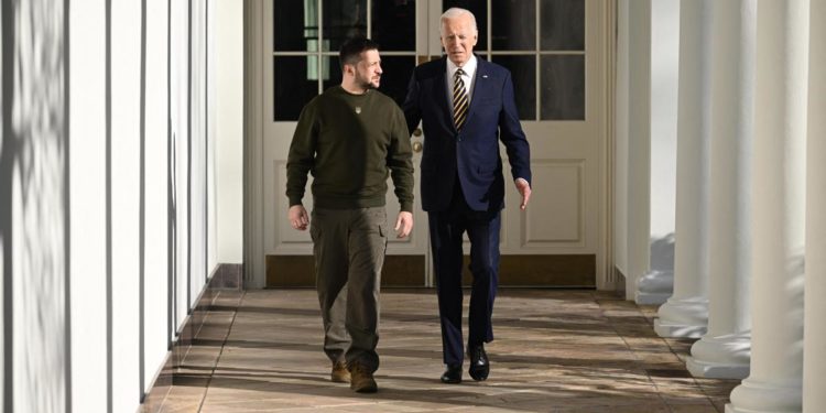 Ucraina-Russia, Mosca e Kiev hanno rifiutato piano pace Biden