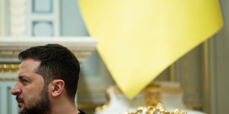 Ucraina, Zelensky: “E’ stato anno di dolore, sarà anno di vittoria”