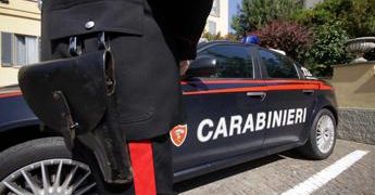 Camorra, un morto e un ferito in agguato a Sant’Antimo: 4 fermi