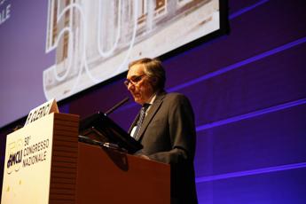 Clerici (Amcli), ‘microbiologo centrale per diagnosi e cure personalizzate’