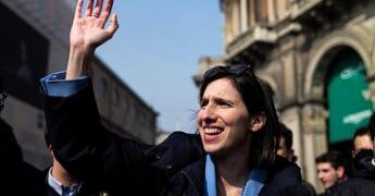 Droghe leggere, Schlein per la legalizzazione: “Contrasta le mafie”