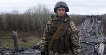 ‘Gloria all’Ucraina’, Zelensky: “Ecco chi è il soldato ucciso dai russi”