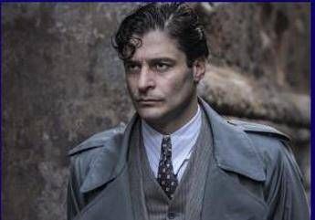 Il commissario Ricciardi 3, l’anticipazione di Lino Guanciale: “Ora si abbandona all’amore”