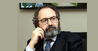 Lavoro, il giuslavorista: “Per settimana corta non serve legge, cambiare valutazione rendimento”