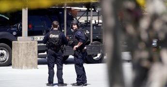 Nashville, donna fa strage in una scuola: 7 morti, uccisi 3 bambini