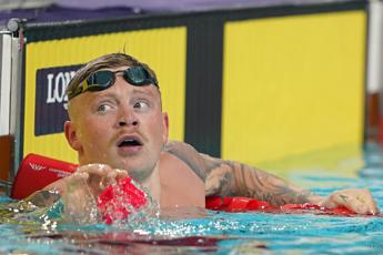 Nuoto, Adam Peaty si ferma: “Devo salvaguardare la mia salute mentale”