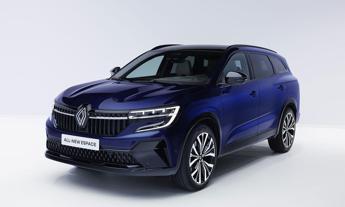 Nuovo Renault Espace: SUV, ibrido e fino a 7 posti