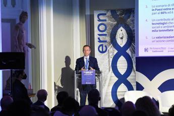 Tavazzi (The European House – Ambrosetti), ’70 mld il fatturato della filiera e-commerce’