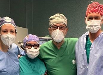 Torino, cieco recupera vista grazie ad autotrapianto: prima volta al mondo