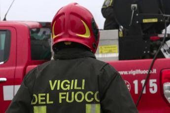 Torino, incendio in palazzina a Rivalta: morta 28enne
