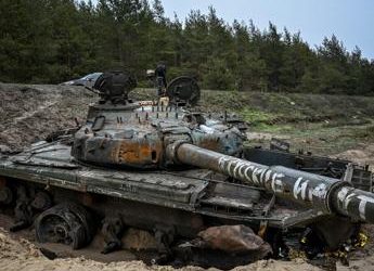 Ucraina, 007 Gb: “Perdite Russia enormi, figli élite non vengono mandati al fronte”