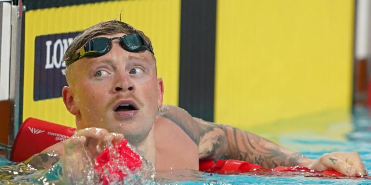Nuoto, Adam Peaty si ferma: “Devo salvaguardare la mia salute mentale”
