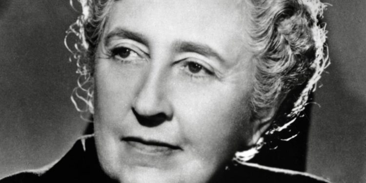 Agatha Christie, via dai gialli “insulti o riferimenti etnici”