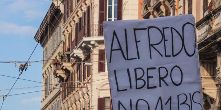 Cospito, il medico: “Crisi cardiaca poteva essere fatale”