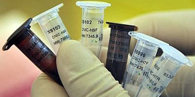 Aviaria, un caso umano di H5N1 in Cina