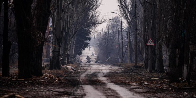 Ucraina, Zelensky: “A Bakhmut la battaglia più dura”