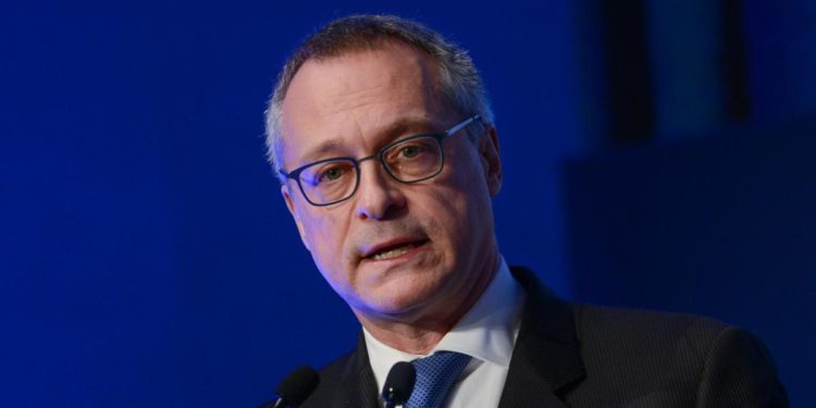 Lavoro, Bonomi: “Mancano 400mila profili nelle imprese”