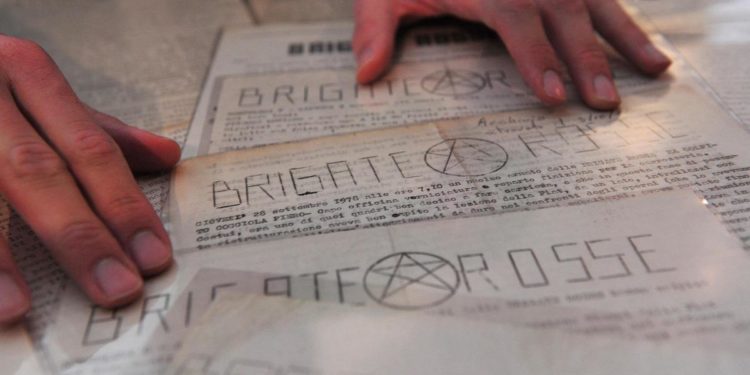 Terroristi rossi, figlio vittima: “Offesa e presa in giro della Francia”