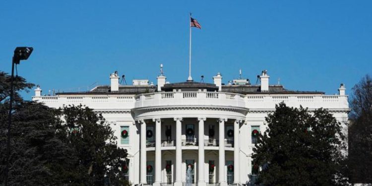 Armi Usa, Casa Bianca: “Inaccettabile repubblicani dicano che non si può fare nulla”