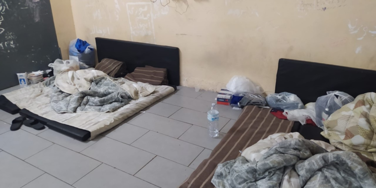 Migranti Crotone, la testimonianza: “Panchine come letti per i sopravvissuti”