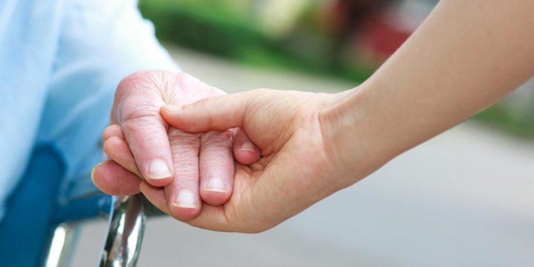 Welfare, denuncia Assistenti sociali: “Guai aver bisogno, nessuno è protetto”