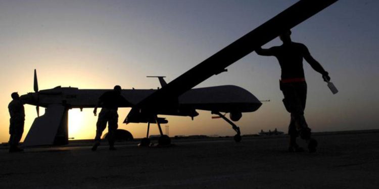 Ucraina, tensione sul mar Nero: scontro tra jet Russia e drone Usa