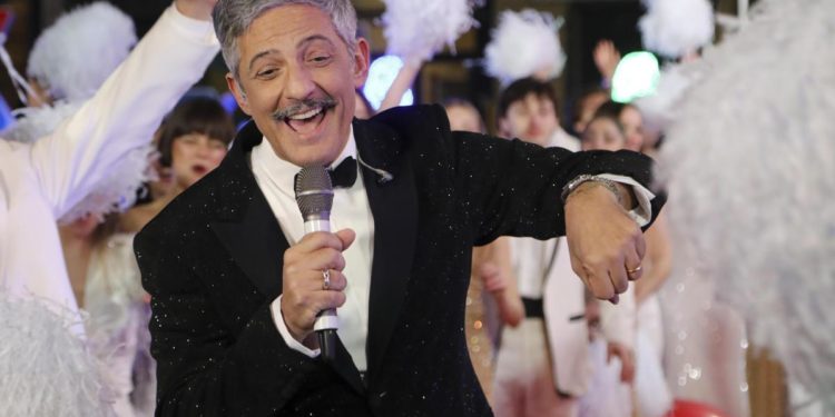 Pd, da Fiorello il ‘decalogo’ di Elly Schlein: “Non desiderare i sondaggi d’altri”