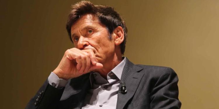 Ucraina, Morandi: “Premiato in Russia per ‘C’era un ragazzo’, ora è contro di loro”