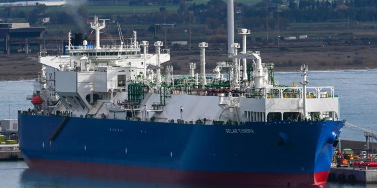 Golar Tundra a Piombino, Urso: “Con rigassificatori azzerata dipendenza da Russia”