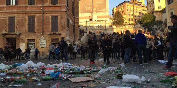 Europa League, ancora Roma-Feyenoord: 8 anni fa Capitale devastata da tifosi olandesi