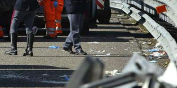 Incidente oggi Trapani, 6 morti e 1 ferito