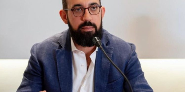 Pro Vita Famiglia: “Vergognosa ingerenza da Ue che condanna Italia per stop a figli coppie gay”