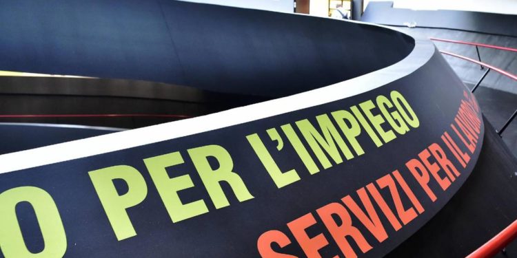 Istat: a gennaio occupazione sale al 60,8%, disoccupazione al 7,9%