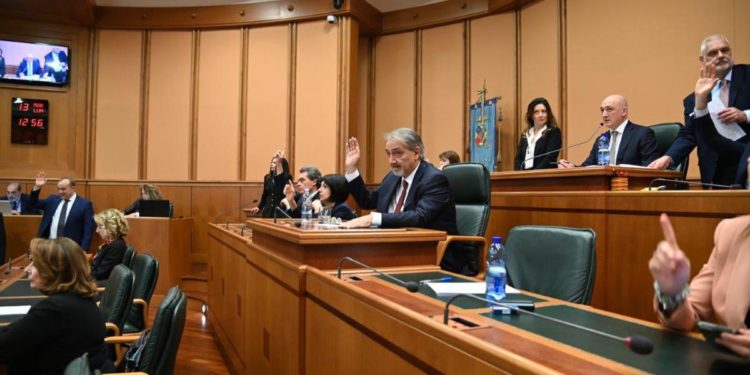 Nuovo Consiglio regionale del Lazio, aumentano le donne e l’età media rispetto al 2018