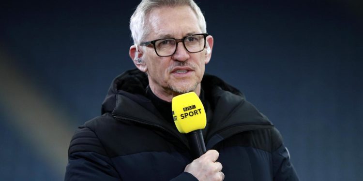 Lineker, bufera in Gb tra migranti, calcio e Bbc: cosa succede