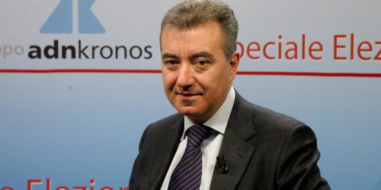 Mantovano, ‘coniugare evoluzione tecnologica e protezione da attacchi’