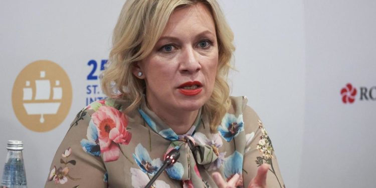 Ucraina, centro studi Usa: “Zakharova ammette scontri nell’élite”. Lei smentisce