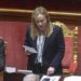 Meloni: “Prendo ordini da Ue? Preferisco dimettermi che fare come Conte…”
