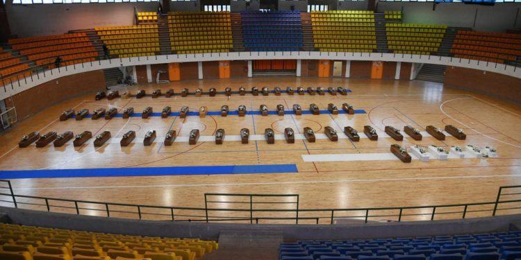 Naufragio migranti, 66 le vittime accertate. Oggi camera ardente