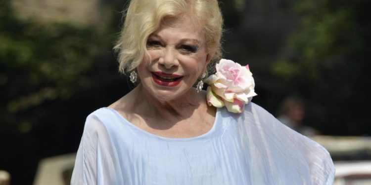 Sandra Milo: “Obregon madre a 68 anni? Gesto egoista”