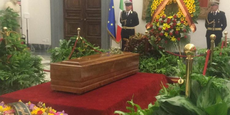 Gianni Minà, la camera ardente in Campidoglio a Roma