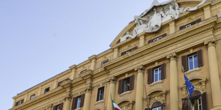 Riforma fisco 2023, tesoretto da taglio Reddito cittadinanza e Superbonus