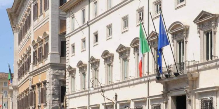 Riforma fiscale, via libera del Cdm. Meloni: “Svolta necessaria”