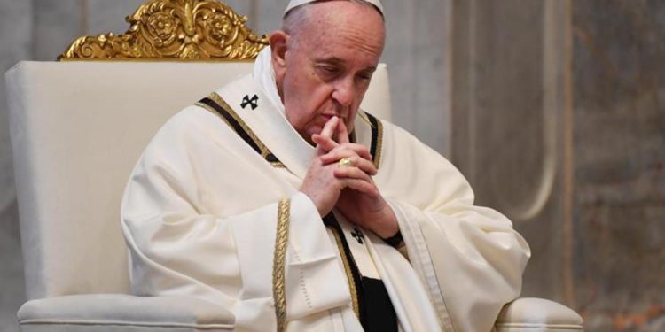 Papa Francesco: “Guerra è follia, agire senza violenza non è arrendersi”